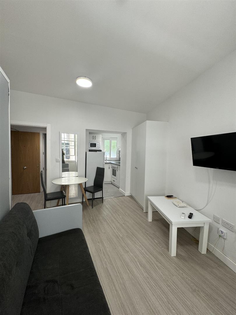 Image of Apartment - 1 Bathrooms for Rental in Town Area-Gibraltar, Image 2